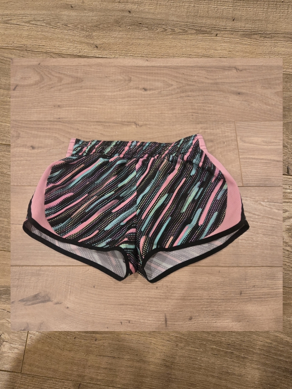 🌻 Xersion Girls Quick-Dri Athletic Shorts Size XS 4/5 Pink Multi Running Shorts